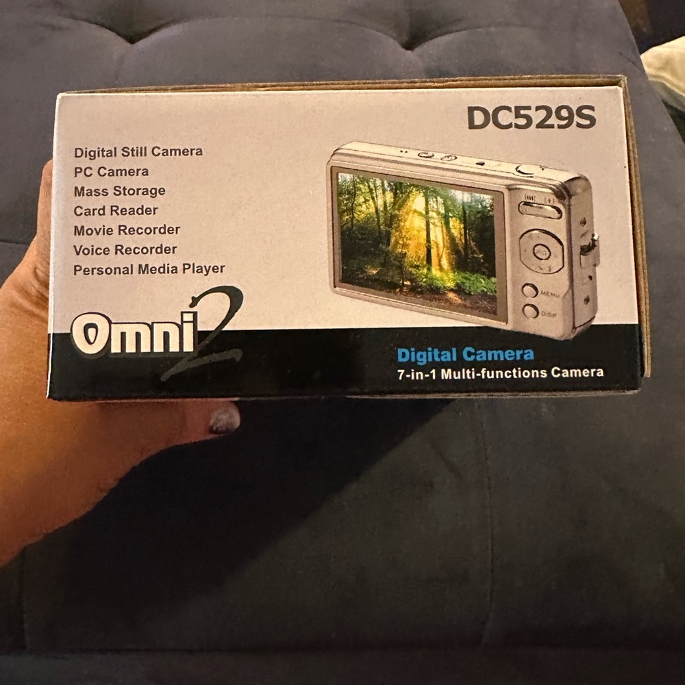 NIB DC529S Silver Digital Camera - Picture 4 of 7